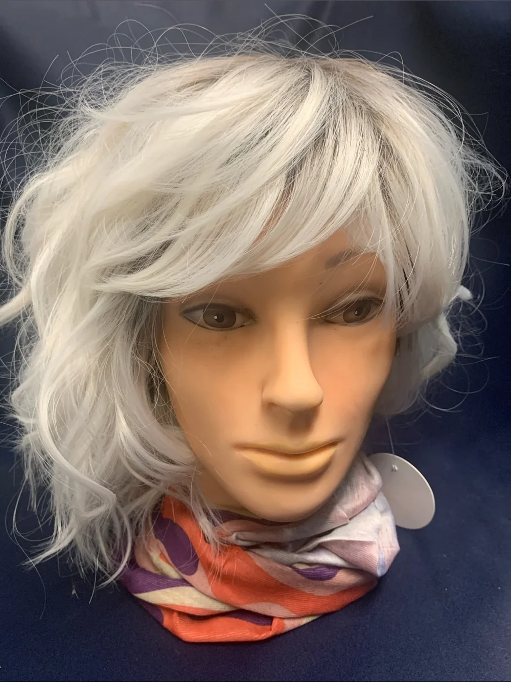 Chic White Grey Textured Wavy Bob Wig Shoulder Length Synthetic Beach Waves